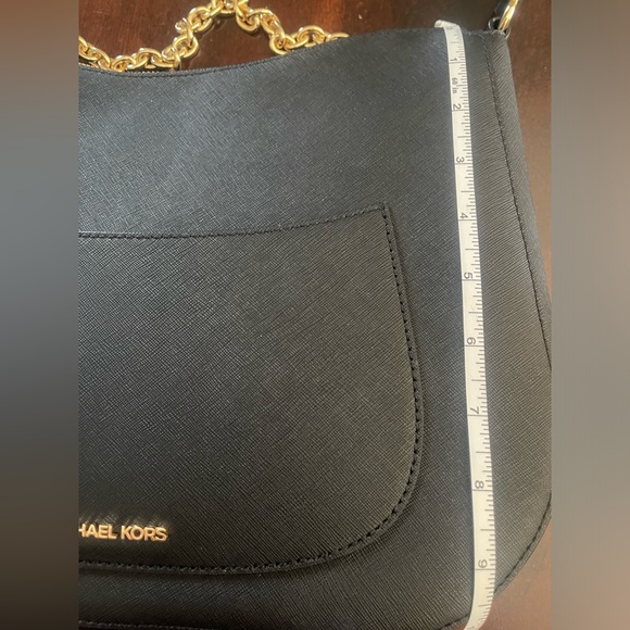 Micheal Kors shoulder purse - Picture 4 of 4